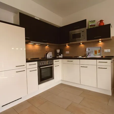 펜션 Ferien_villa Charisma B 고렌레빈